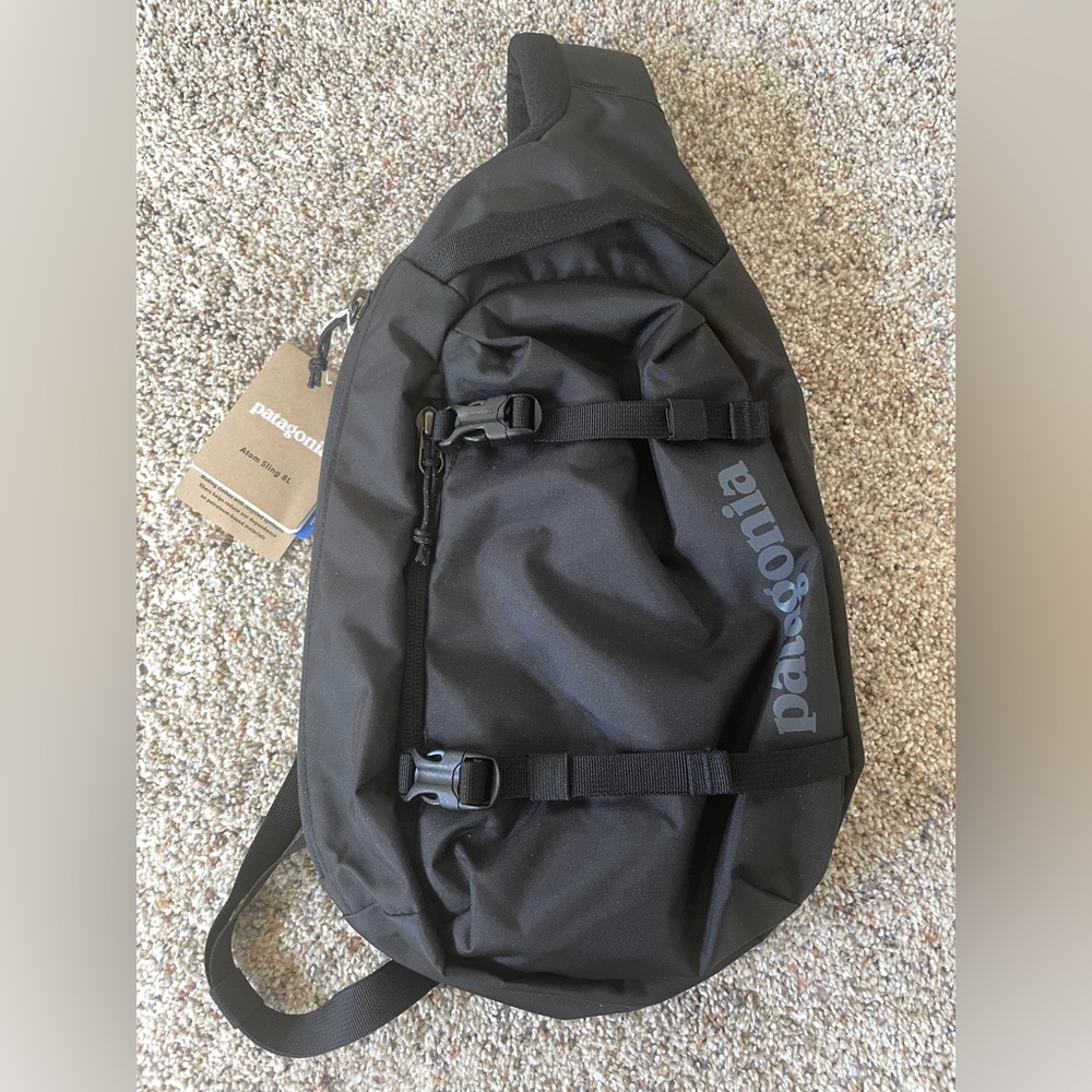 NWT Patagonia Atom Sling